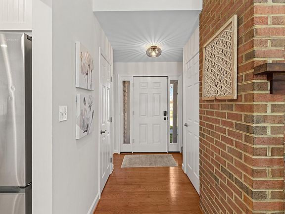 4th image of 704 Ticonderoga Ave