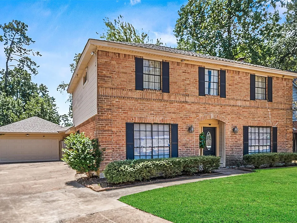 8407 Barmby Ct