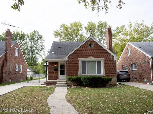 19766 Woodmont St, Harper Woods, MI 48225