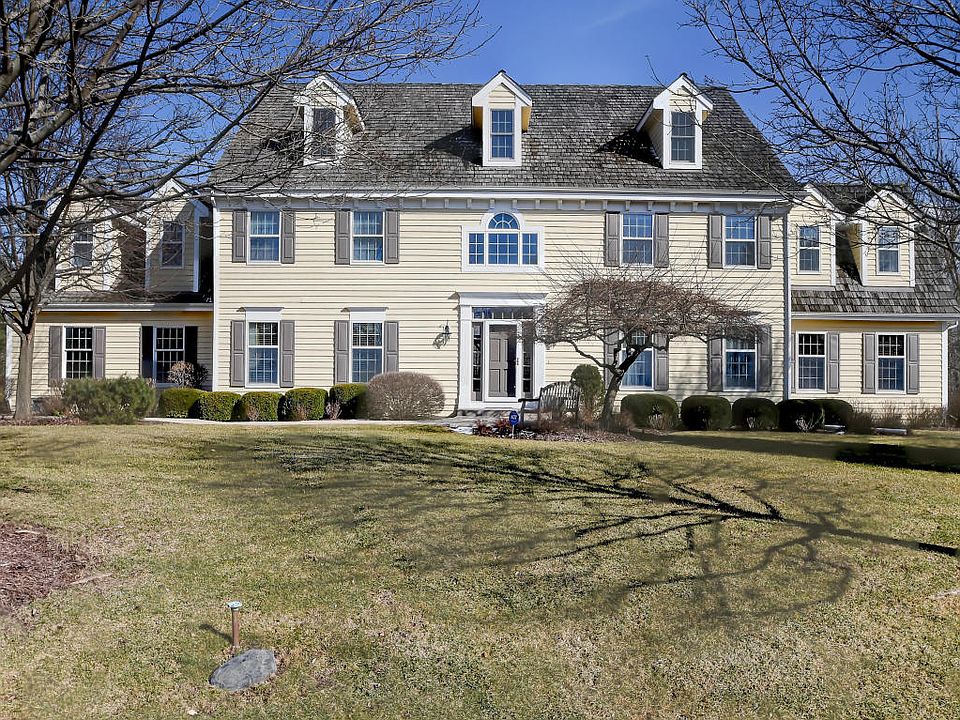1st image of 10626 N Turnberry Dr