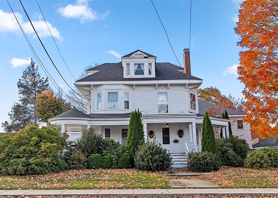 1st image of 11 Kingsbury Ave
