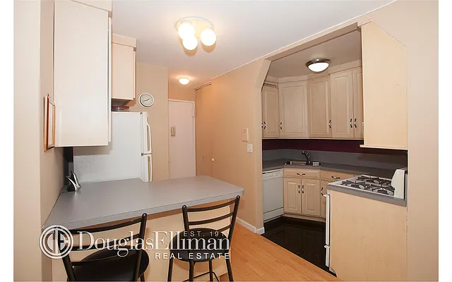 Sold by Douglas Elliman | media 6