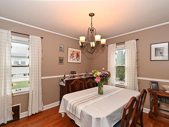 5th image of 8518 Stickney Ave