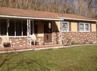 4724 Turnpike Rd, Spruce Creek, PA 16683