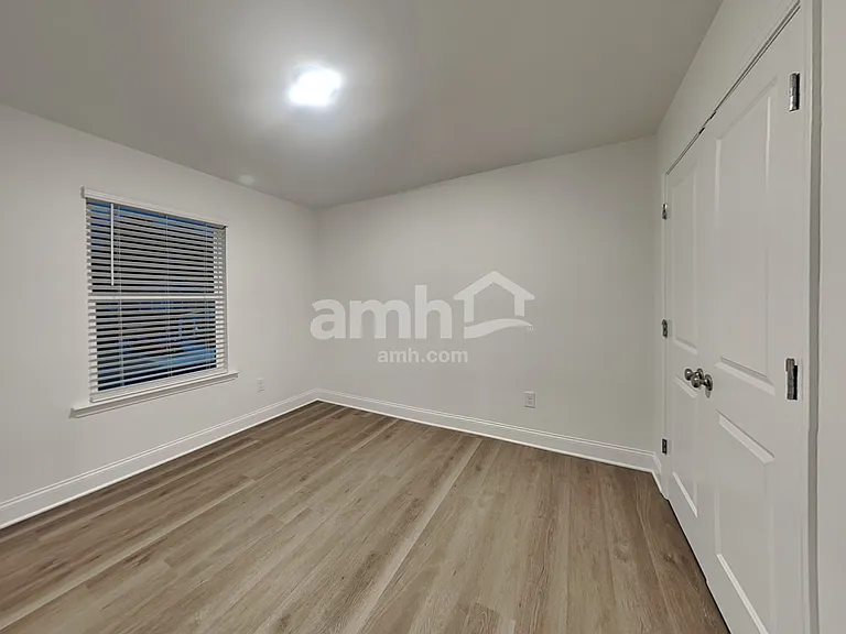 768 Alcovy Mill Park — Photo 22