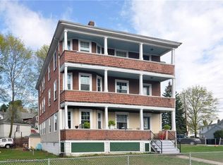 129 Old Main St, Lincoln, RI 02838