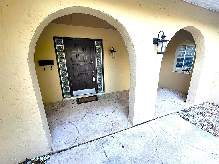 622 Green Meadow Ave — Photo 3