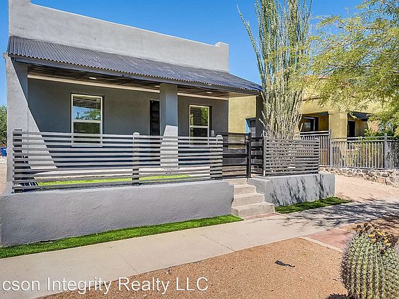 2nd image of 835 E 8th St #8543889