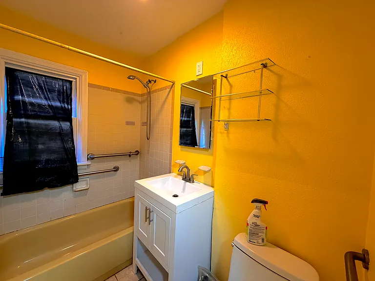 2585 Beach Dr — Photo 16