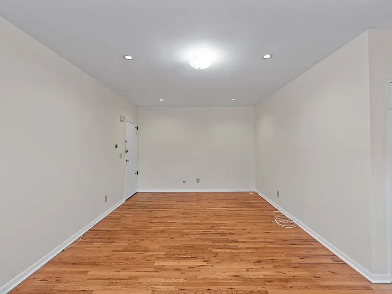 239 Crescent Ln #1 — Photo 6