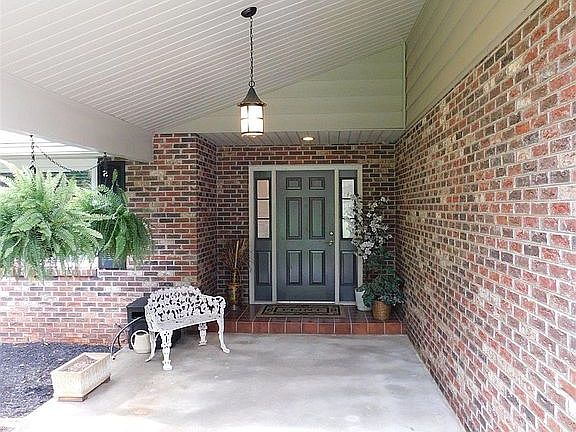 5th image of 3355 Somerset Trce SE