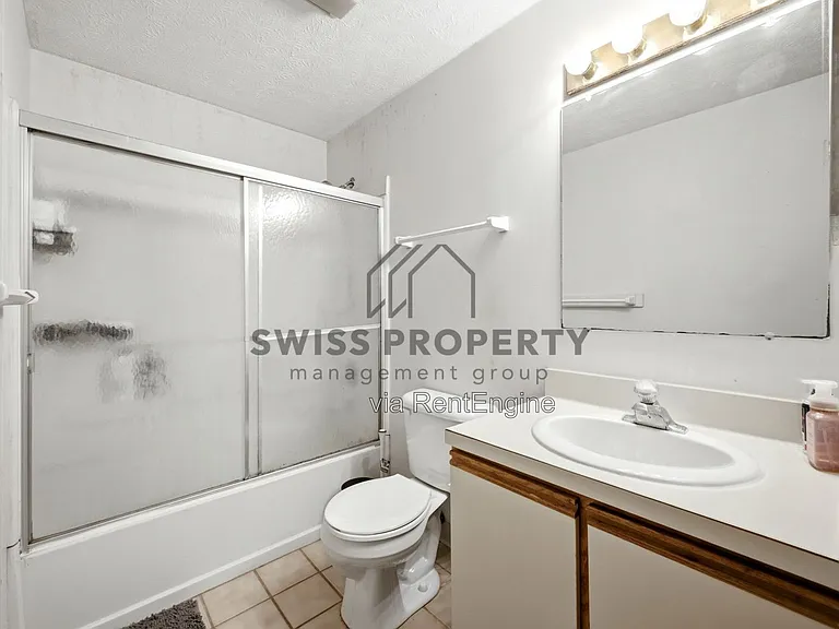 275 E 16th Ave — Photo 13
