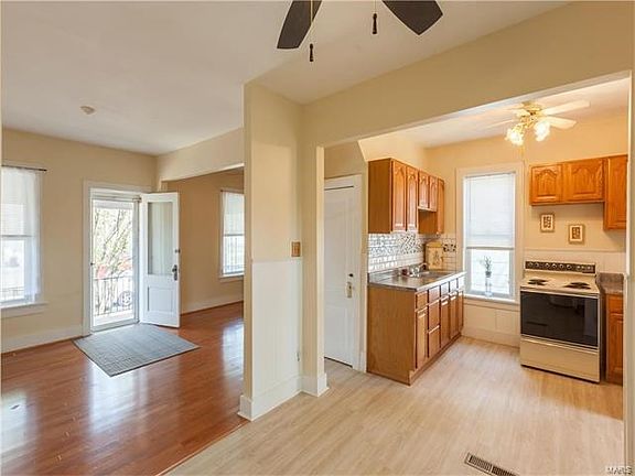 4th image of 6240 Hoffman Ave