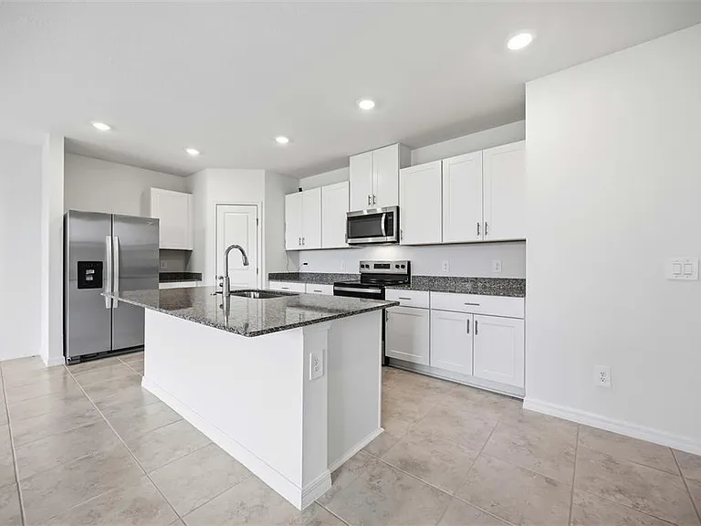 5009 Katrina Dr — Photo 29