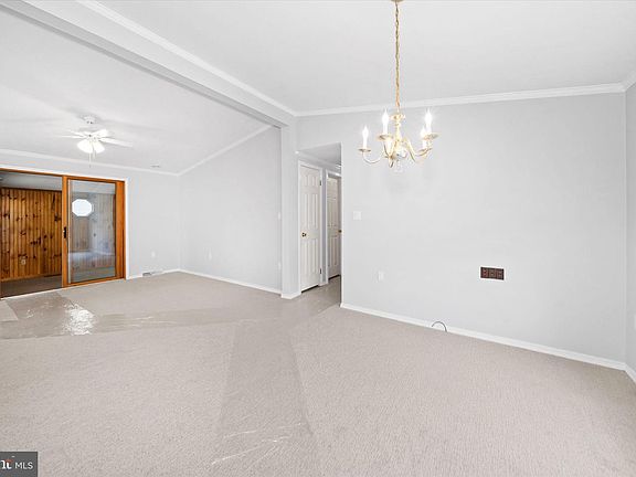 3rd image of 87 Joyce Dr