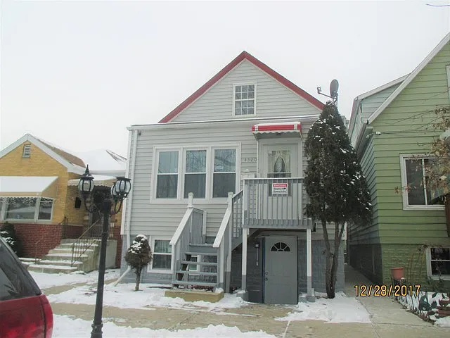 4520 S Saint Louis Ave photo 1
