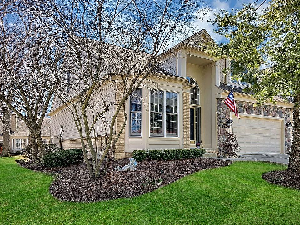 2nd image of 39657 Southwind Ln #19