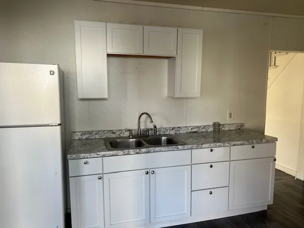 20 Pine St #A, Adams, MA 01220