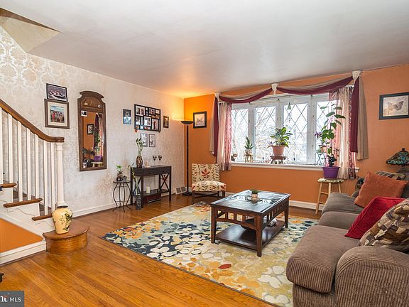 5th image of 1841 Glendale Ave