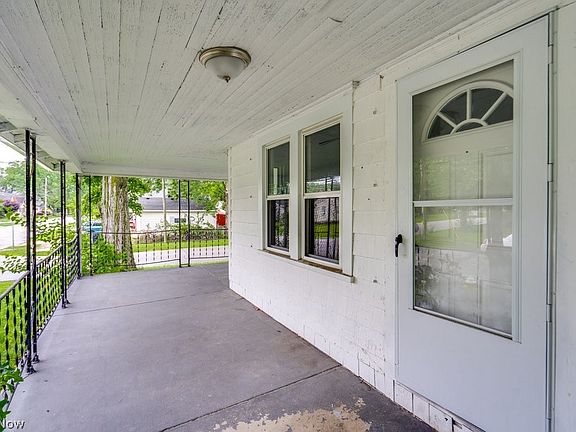 2nd image of 1225 Nestor Ave