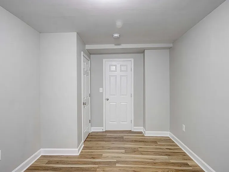 712 Winston Ave #1 — Photo 6