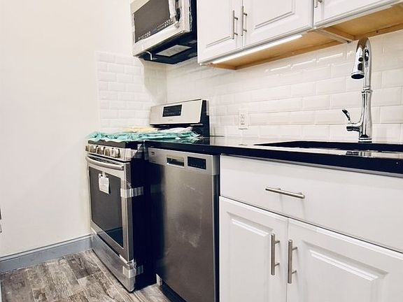 5th image of 9 W 110th St APT 46