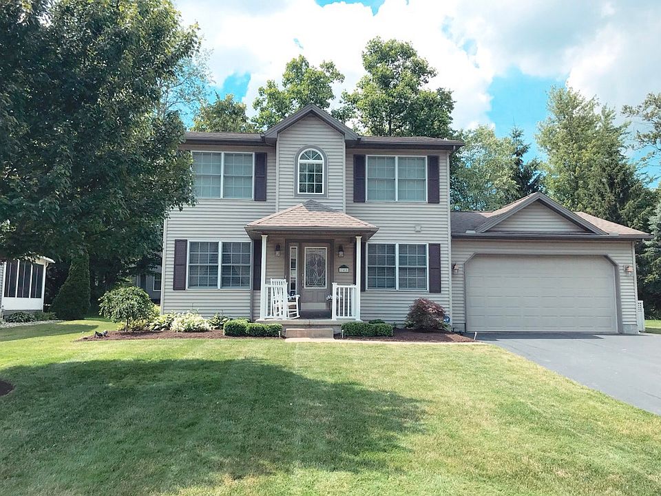 1st image of 145 Laura Ln