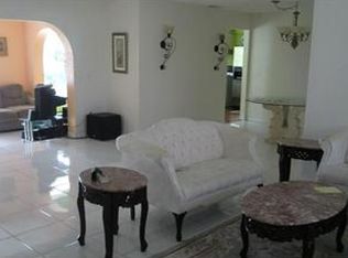 10650 NW 27th Ct, Fort Lauderdale, FL 33322