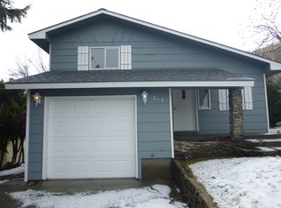 212 E Franklin St, Chelan, WA 98816