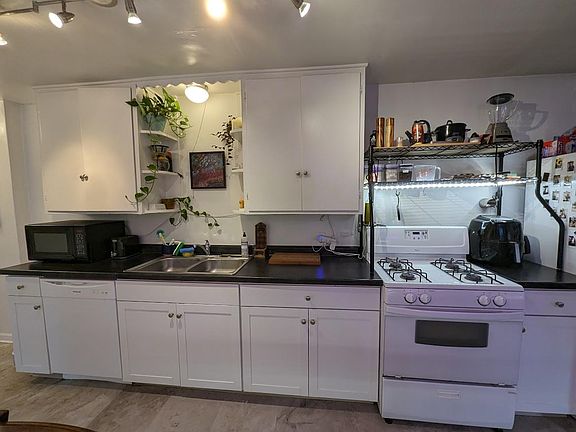 5th image of 6309 N Park Ave