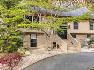 668 Park Ave, Huntington, NY 11743