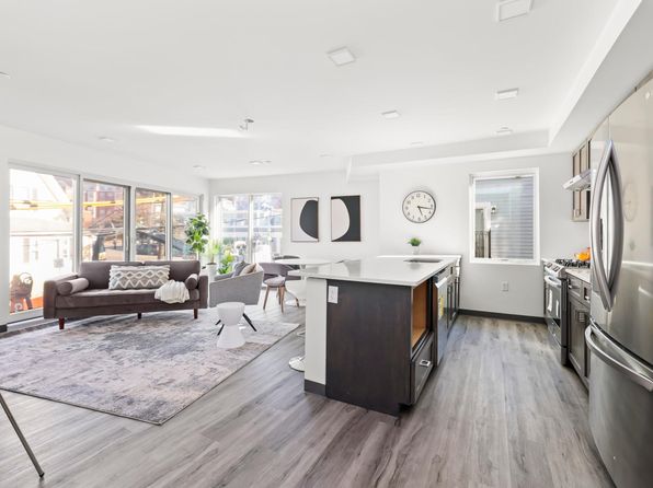 11 Dana Ave, Hyde Park, MA 02136