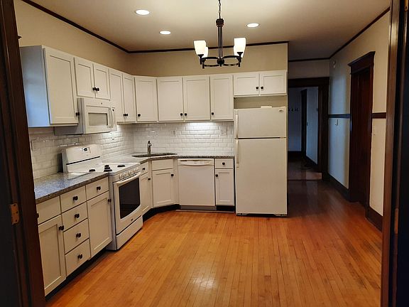 4th image of 7707 Wilcox St #1
