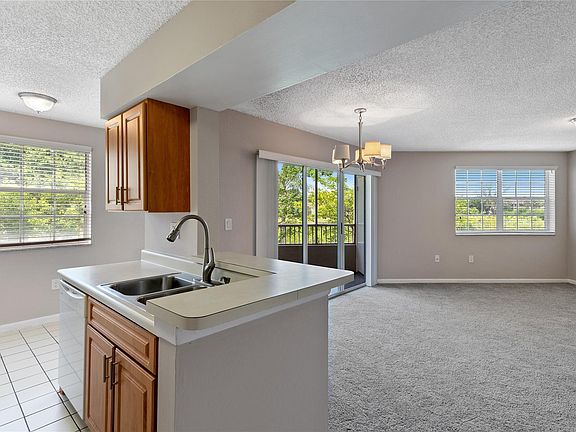 3rd image of 2810 N Oakland Forest Drive #211