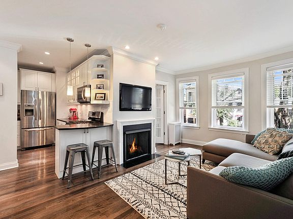 Living Room / Dining Room