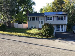 4 E Gilbert St, Lawrence, MA 01843