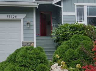18606 10th Ave SE, Bothell, WA 98012