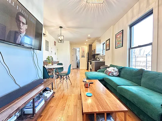 Rented by Doorway NYC, LLC | media 13