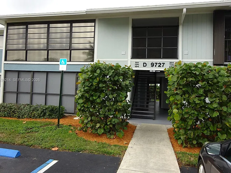 9727 Hammocks Blvd #101D — Photo 6