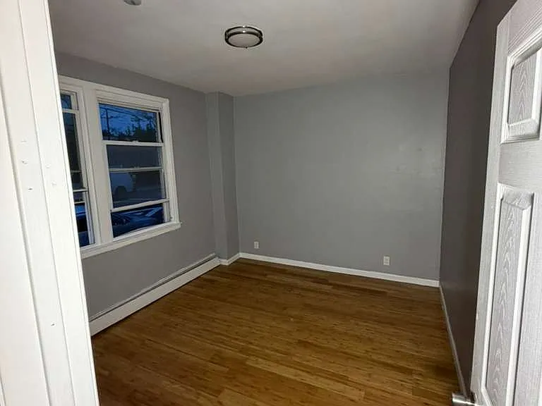 300 Watchung Ave #2 — Photo 3