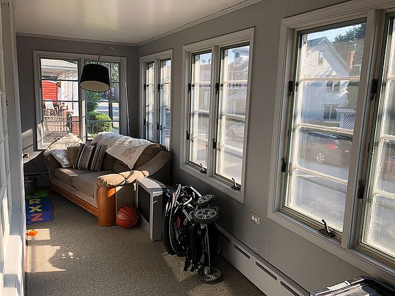 5th image of 116 Bradford Ave
