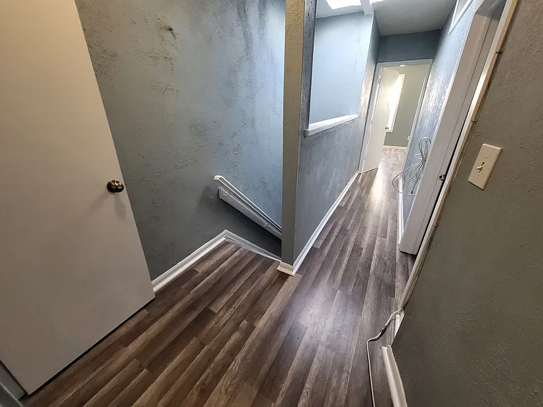 517 N Rose St — Photo 12
