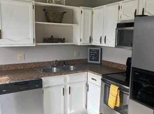 1121 Perkins Dr #B, Boonville, IN 47601