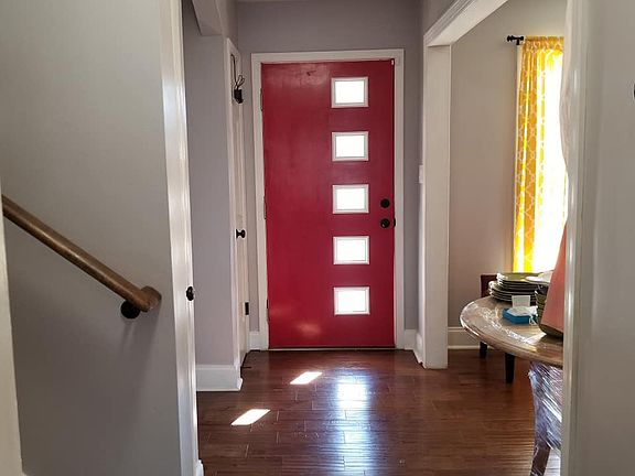 3rd image of 3320 Hickory Crest Dr NW