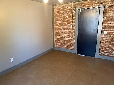 528 Jefferson St #6 — Photo 13