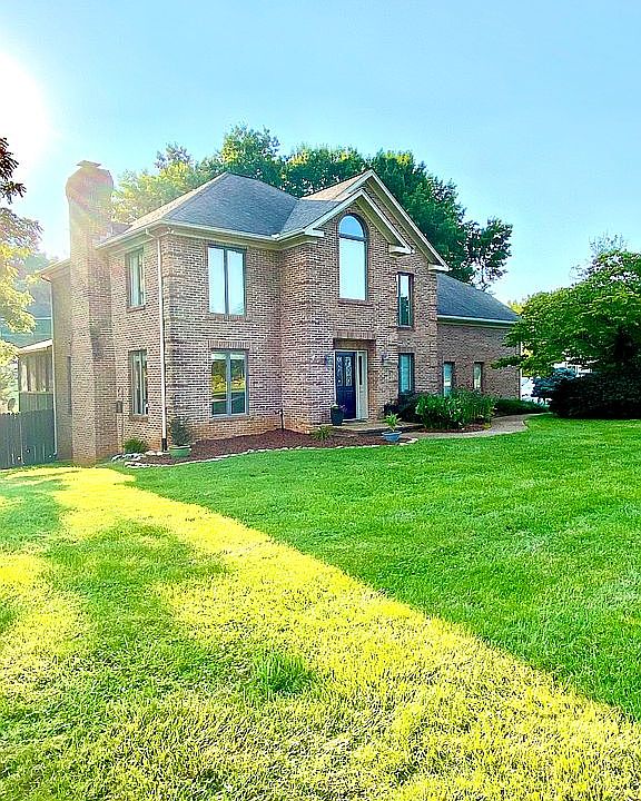 1st image of 7805 Webster Dr