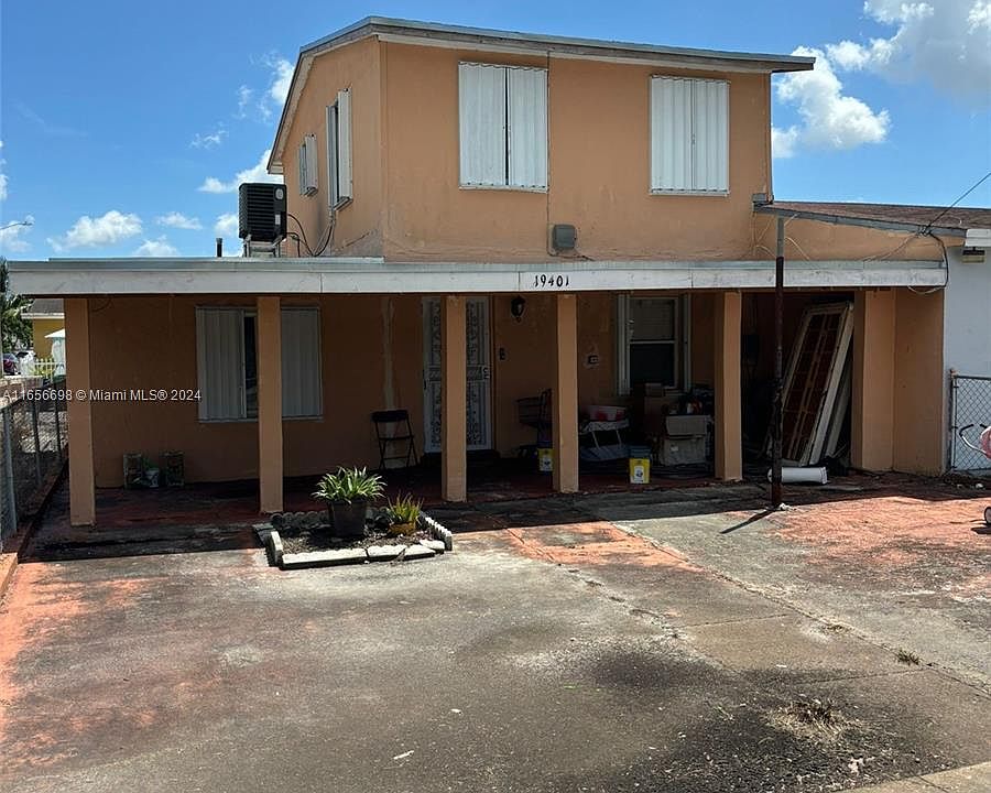 1st image of 19401 NW 47th Ave