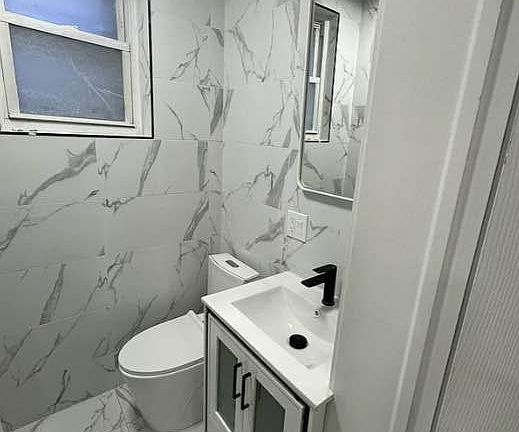 4th image of 120 Charles St #4B