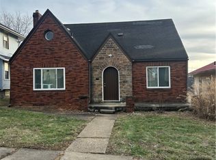 1204 Chestnut St, Cambridge, OH 43725