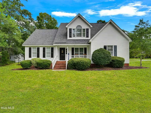 730 Sir Hunter Drive, Greenville, NC 27858